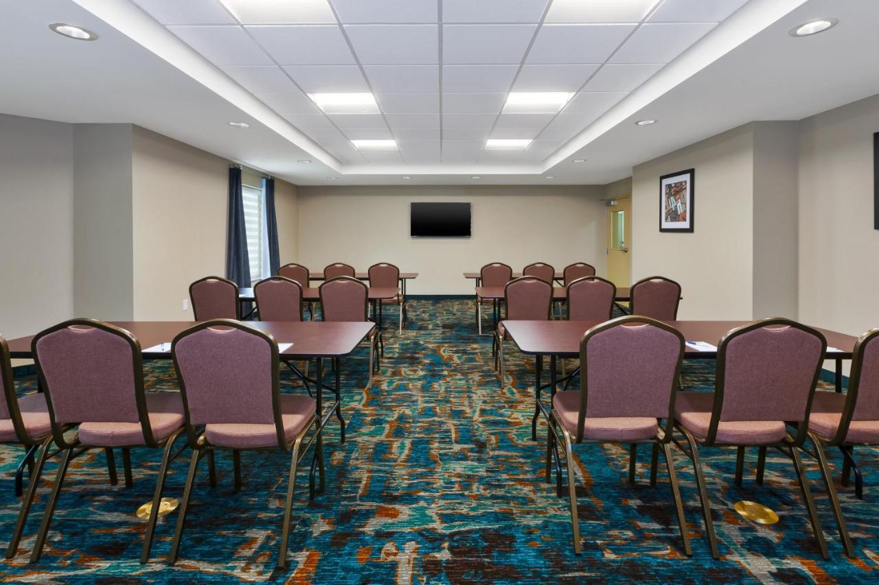 Candlewood Suites Louisville - Ne Downtown Area By Ihg Εξωτερικό φωτογραφία